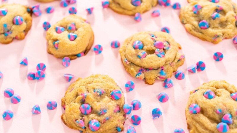 Kolorowe ciasteczka dla dzieci: Przepis na ciastka z m&m’s