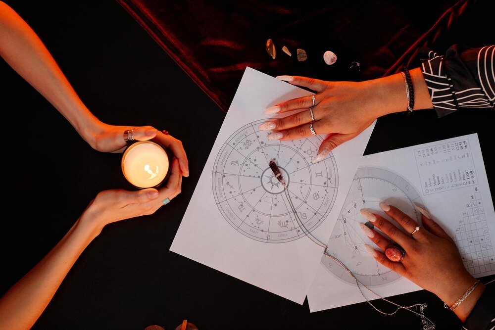 Przepowiednia astrologiczna – co może oznaczać?